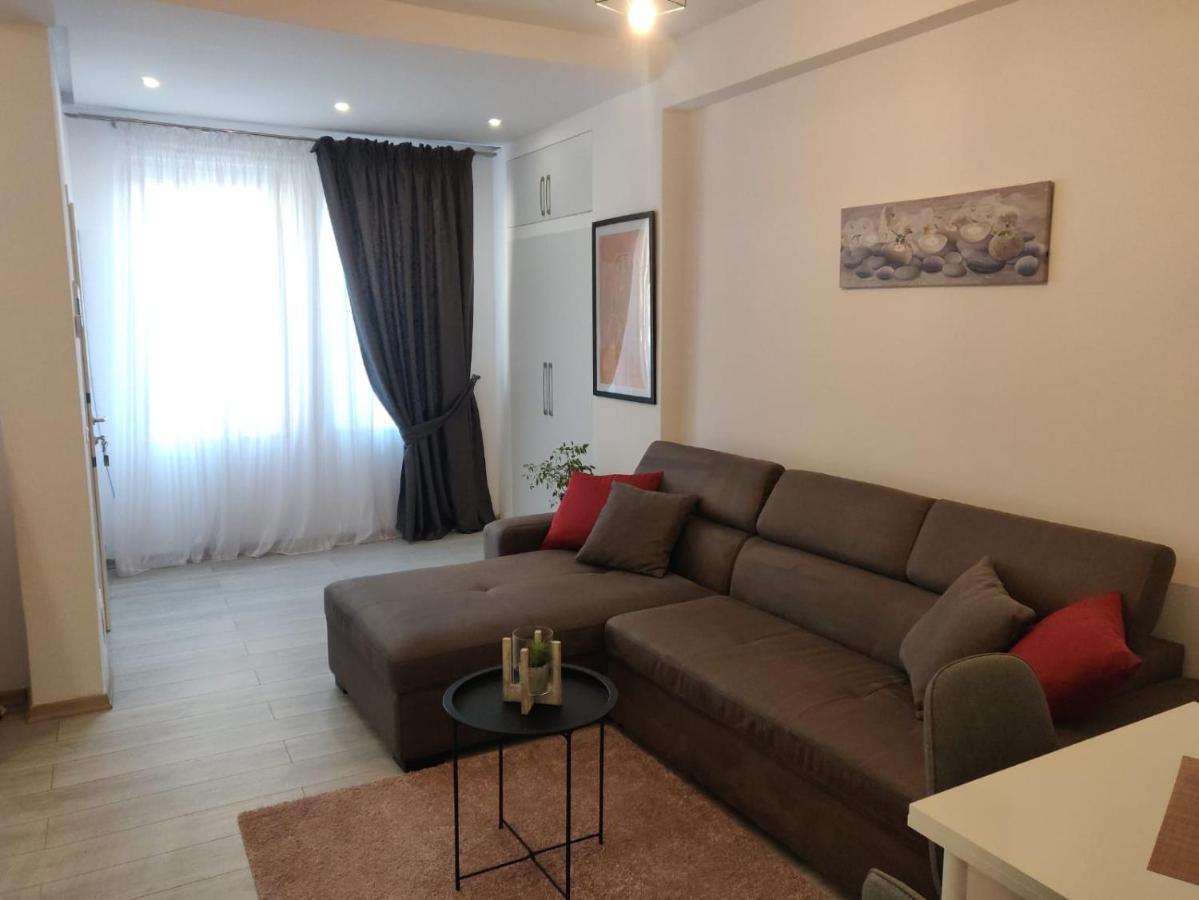 דורס E&A Apartments Guesthouse מראה חיצוני תמונה
